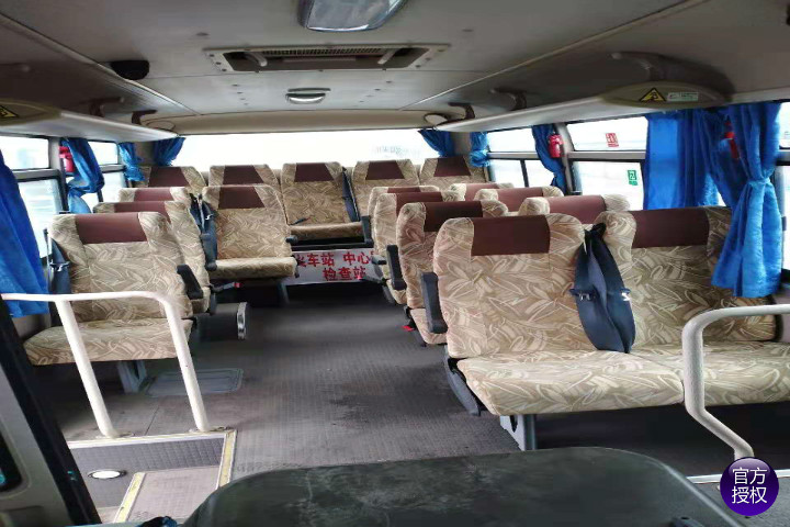 2017年ZK6609D51国五柴油19座公路客运