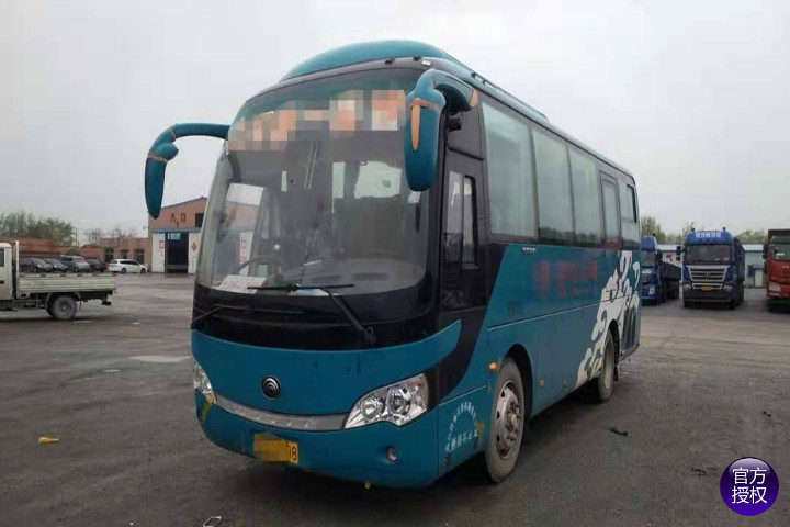 2016年ZK6808HAA国四柴油33座公路客运