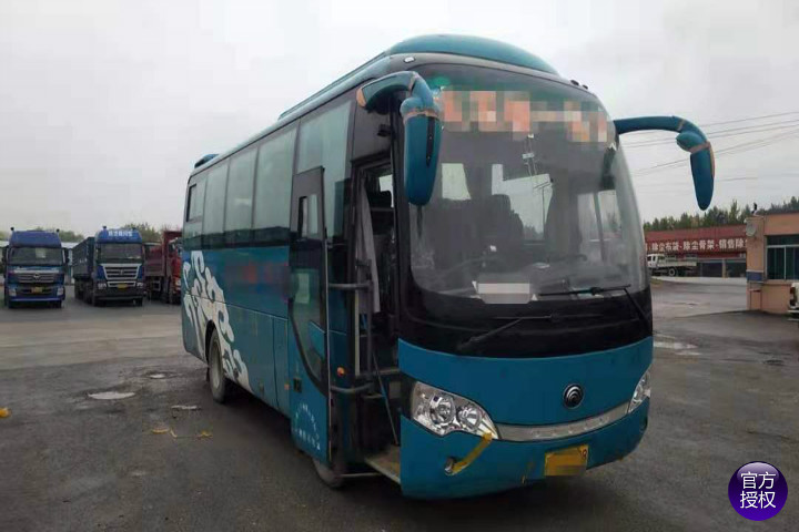 2016年ZK6808HAA国四柴油33座公路客运