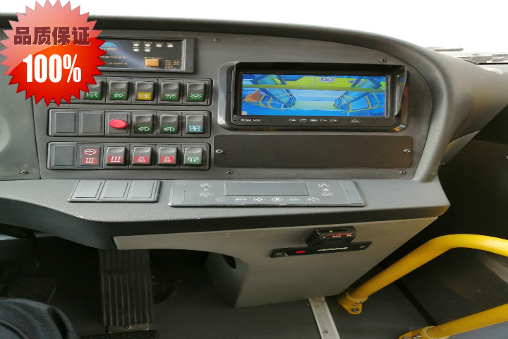 2015年ZK6105HNG1国四CNG公交车再制造出口优质批量车